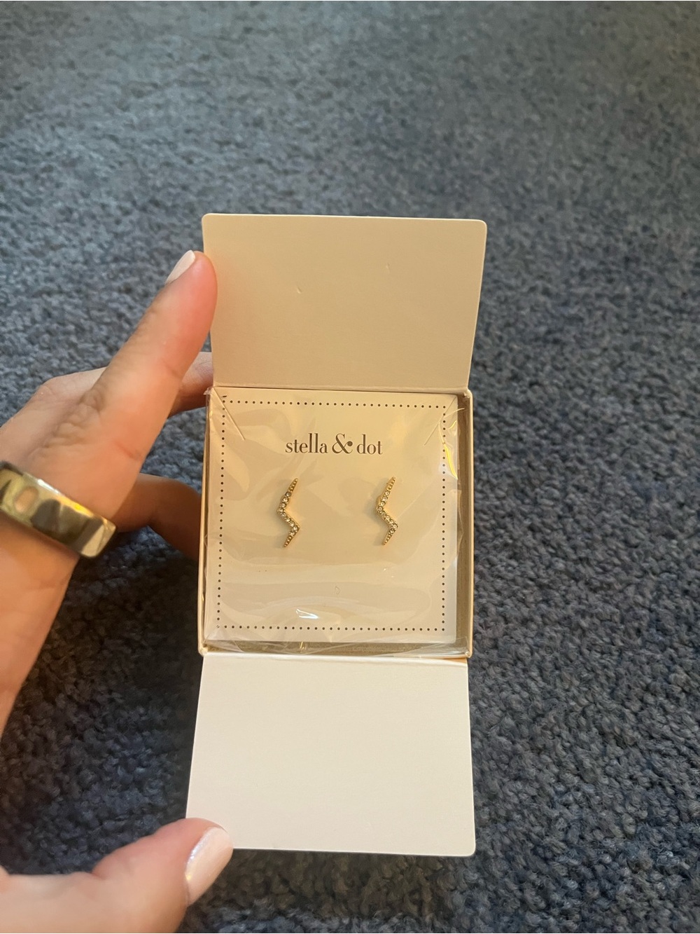 Stella & Dot TCB pave lightning bolt stud earrings NIB